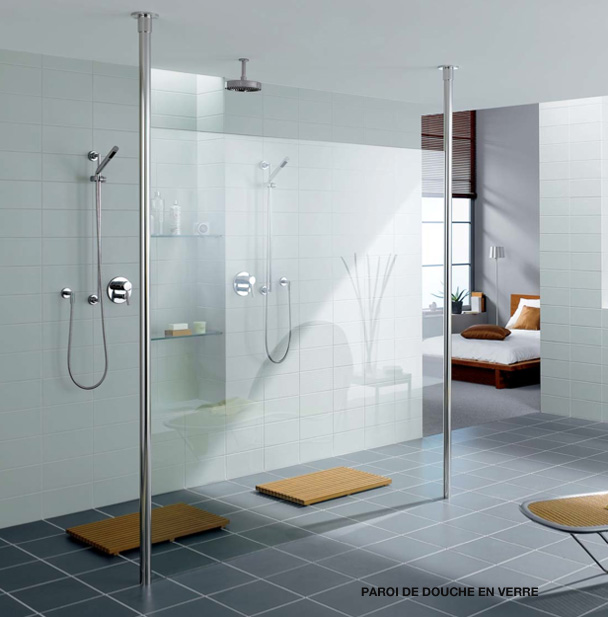 PAROI DE DOUCHE EN VERRE