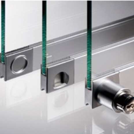 Exemple de vitrine en verre trempé