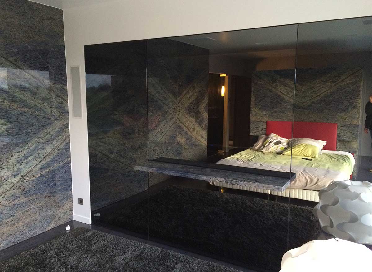 Miroir TV sur mesure – TV éteinte