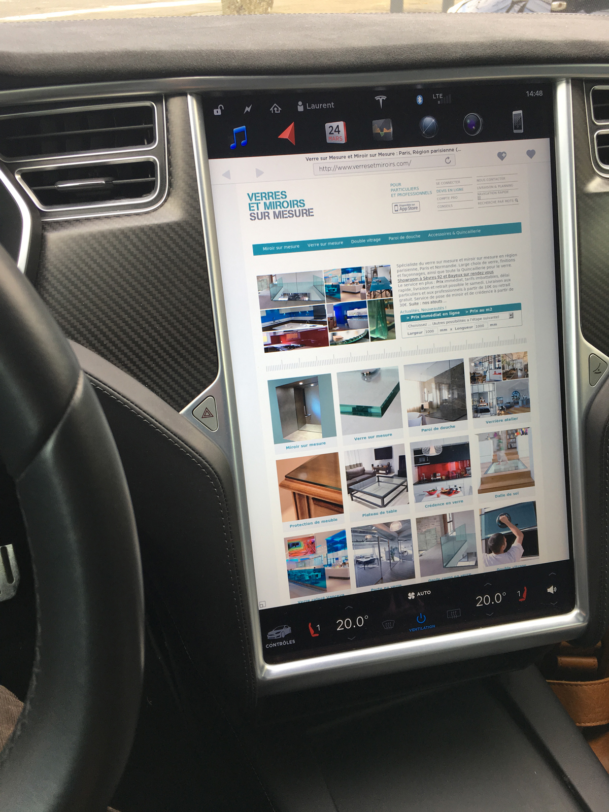 Consulter Verres et Miroirs dans votre Tesla