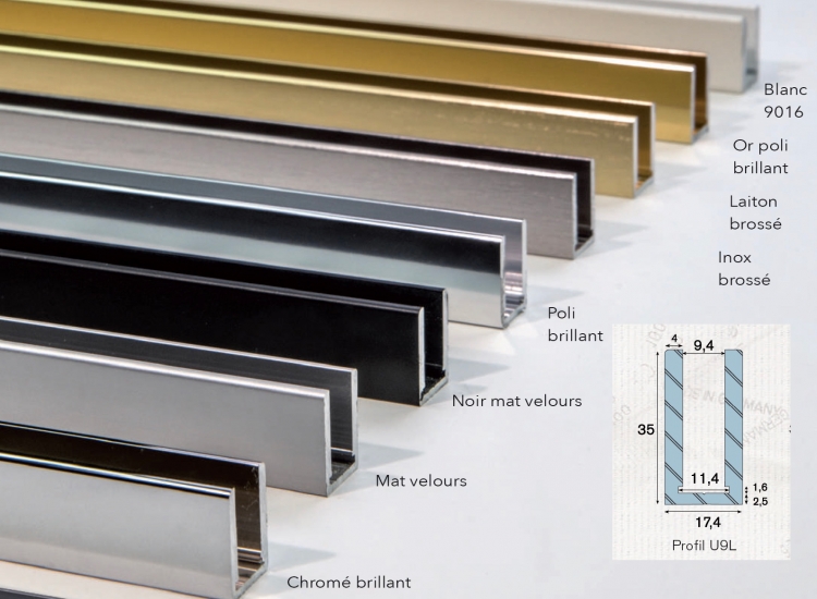 photo info Profil large U9L laiton brossé 2m50 avec embout et équerre