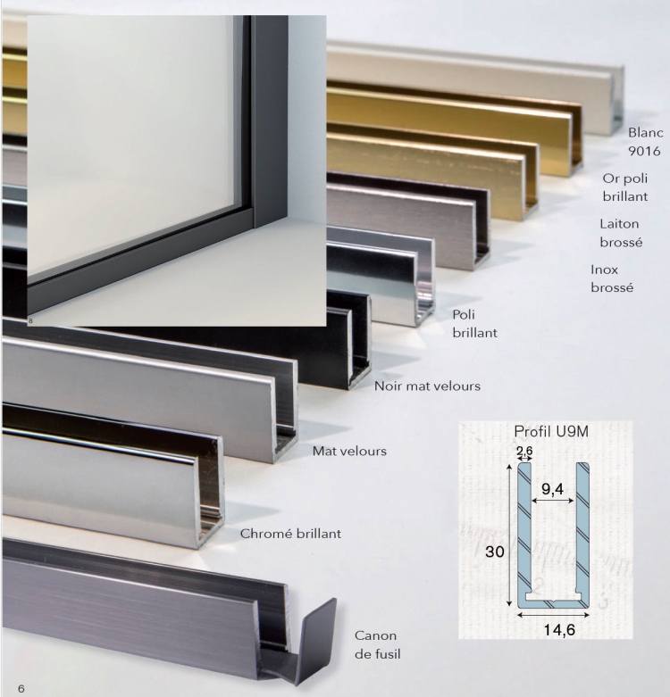 photo info Profil U9M noir mat anodis&eacute; velours 3 faces polis, longueur 3m